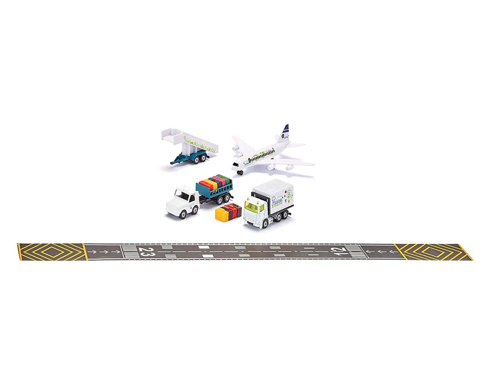 Airport 14 piece Set Diecast Models by Siku - image 3