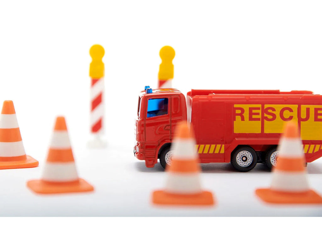 Fire Brigade 11 piece Set Diecast Models by Siku - image 4