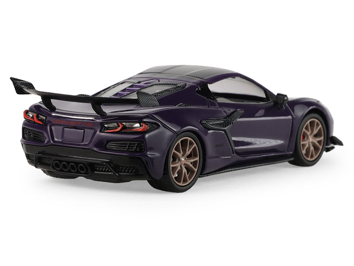 2025 Chevrolet Corvette ZR1 Hysteria Purple Metallic with Carbon Top "Auto Mall" Series 8 1/64 Diecast Model Car by Greenlight