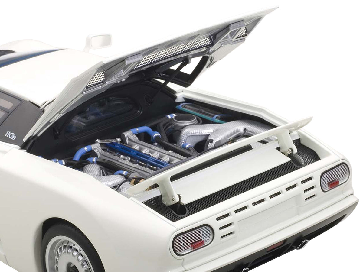 Bugatti EB110 GT White 1/18 Diecast Model Car by Autoart - image 2