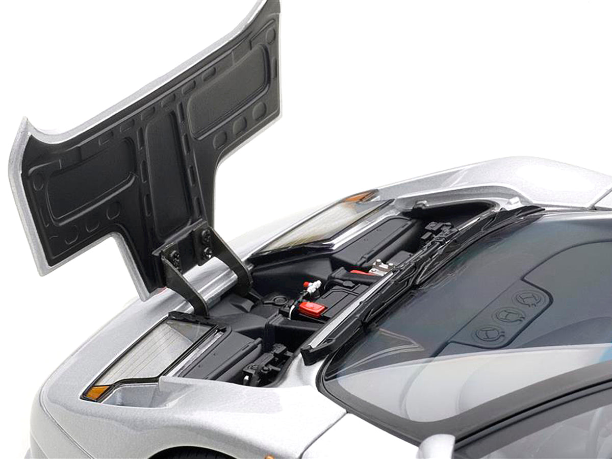 Bugatti EB110 GT Silver 1/18 Diecast Car Model by Autoart - image 2