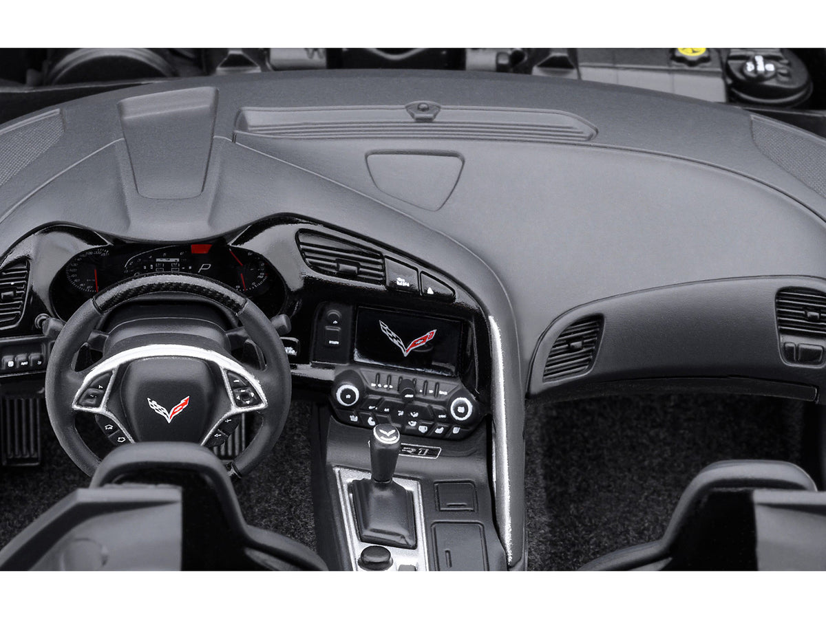 2019 Chevrolet Corvette C7 ZR1 Arctic White with Carbon Top 1/18 Model Car by Autoart - image 4