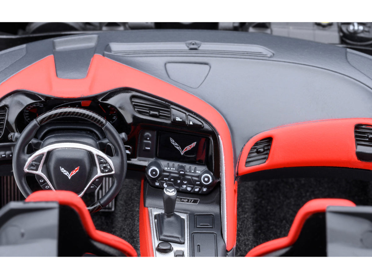 2019 Chevrolet Corvette C7 ZR1 Black with Carbon Top 1/18 Model Car by Autoart - image 3