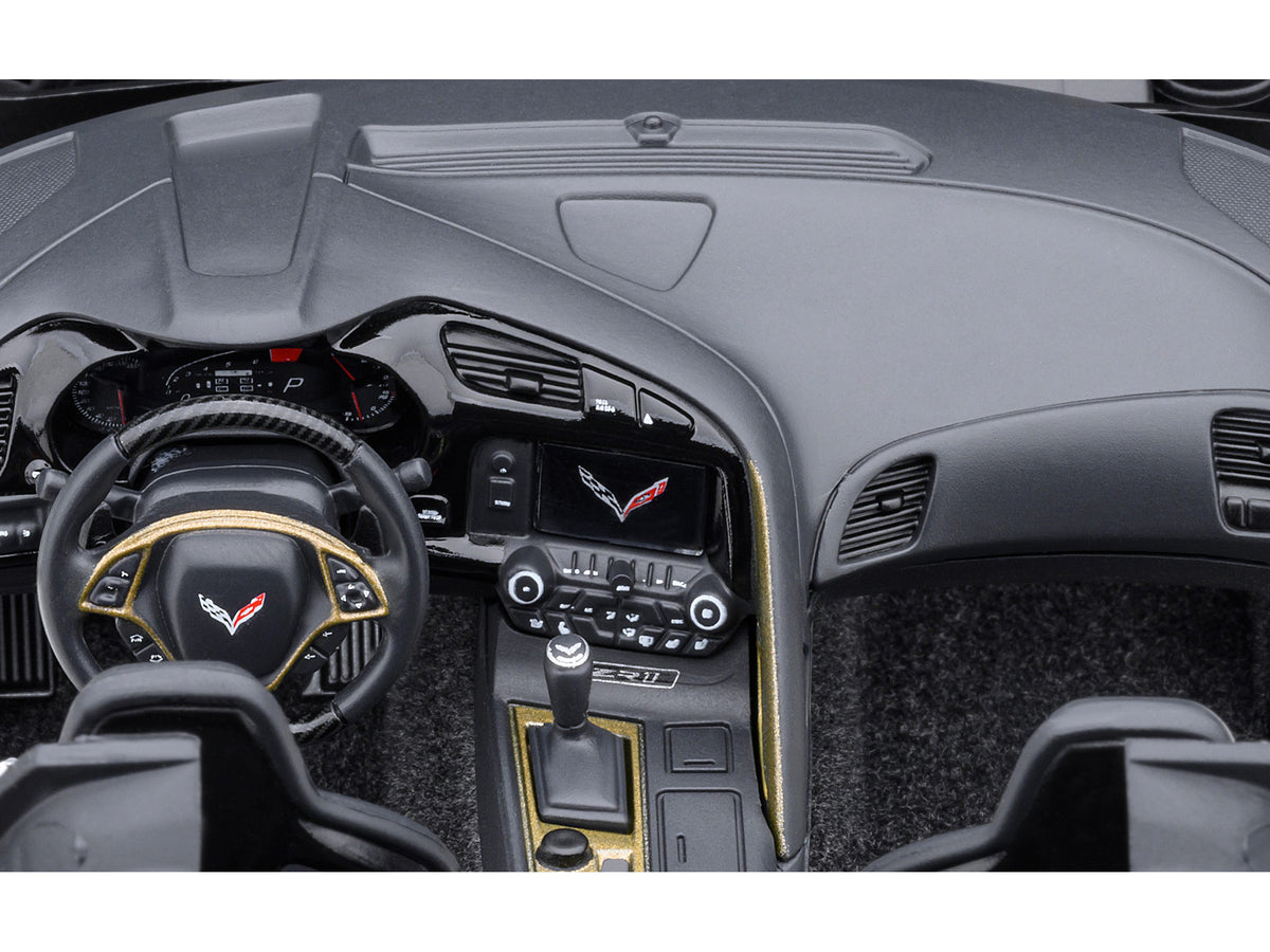 2019 Chevrolet Corvette C7 ZR1 Sebring Orange Tintcoat with Carbon Top 1/18 Model Car by Autoart - image 3