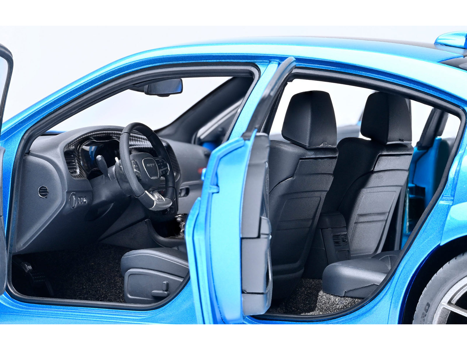 Dodge Charger SRT Hellcat Redeye B5 Blue Metallic with Carbon Stripes 1/18 Model Car by Autoart - image 4