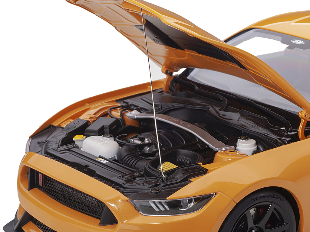 Ford Mustang Shelby GT-350R Orange Fury Metallic 1/18 Model Car by Autoart - image 3