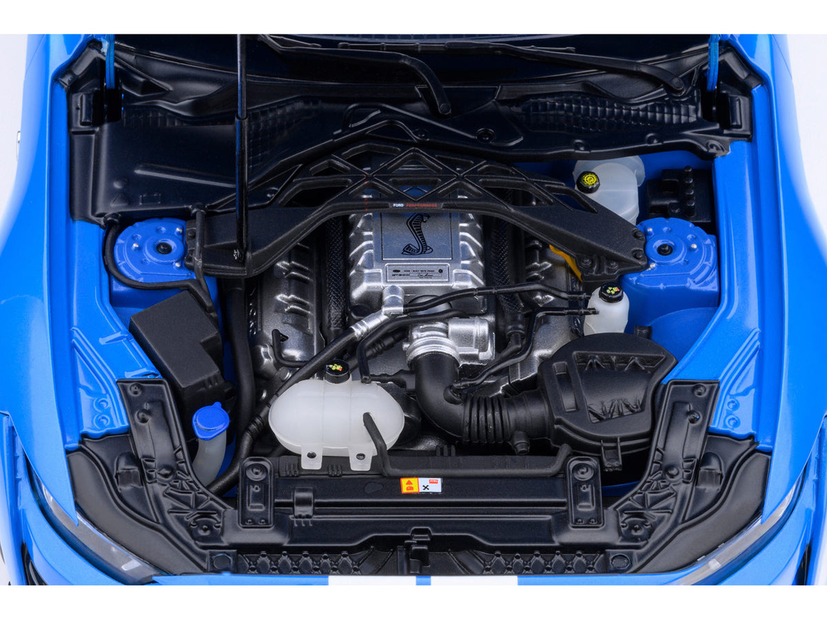 Ford Mustang Shelby GT500 Grabber Blue with White Stripes 1/18 Model Car by Autoart - image 3