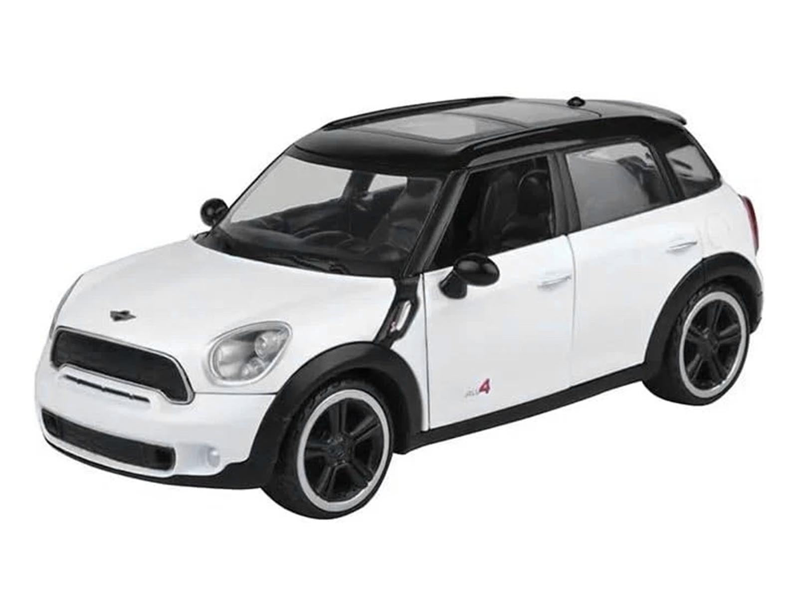 Mini Cooper S Countryman White 1/24 Diecast Car Model by Motormax