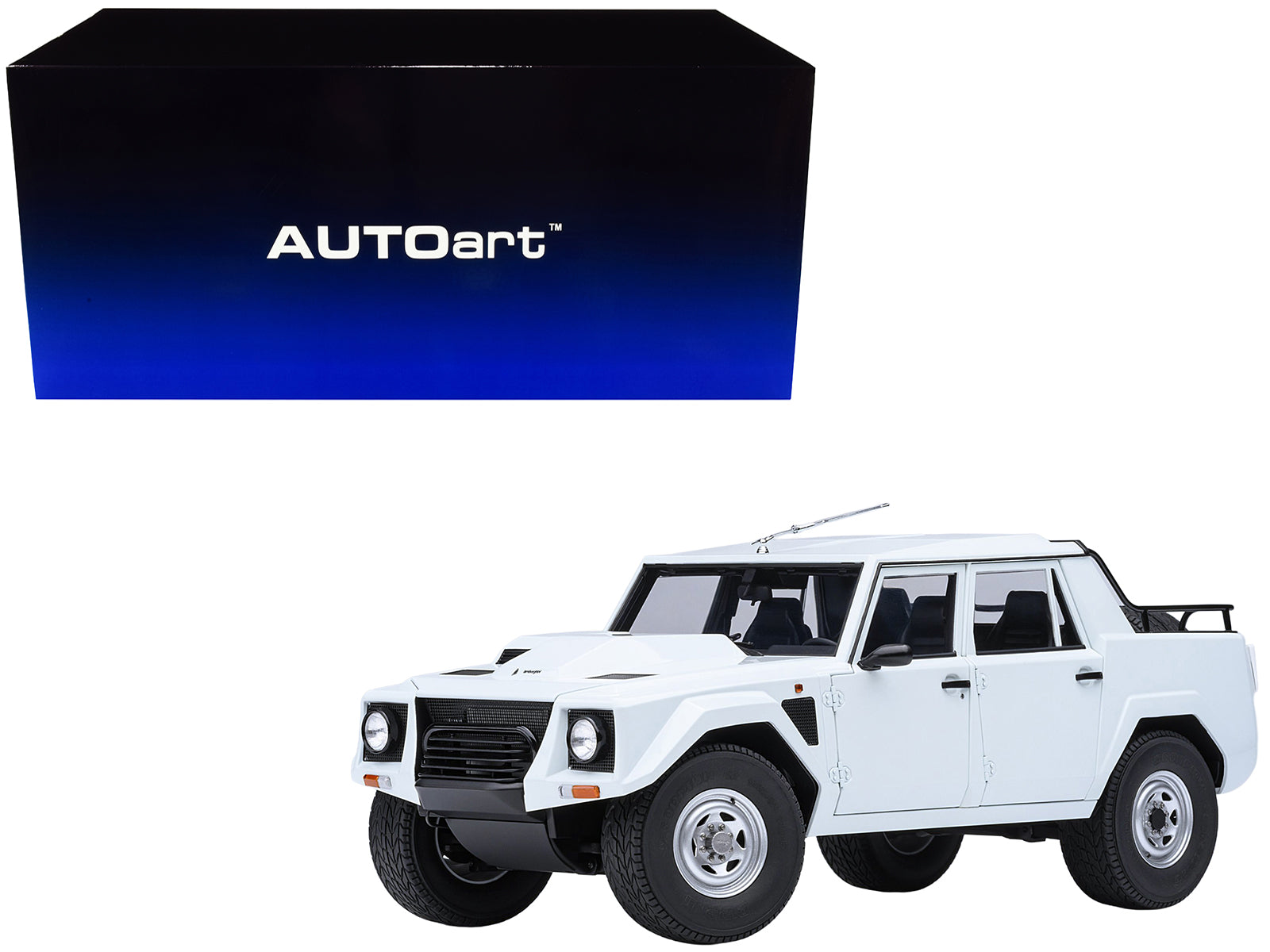 Lamborghini LM002 Bianco Polo Park White 1/18 Model Car by Autoart