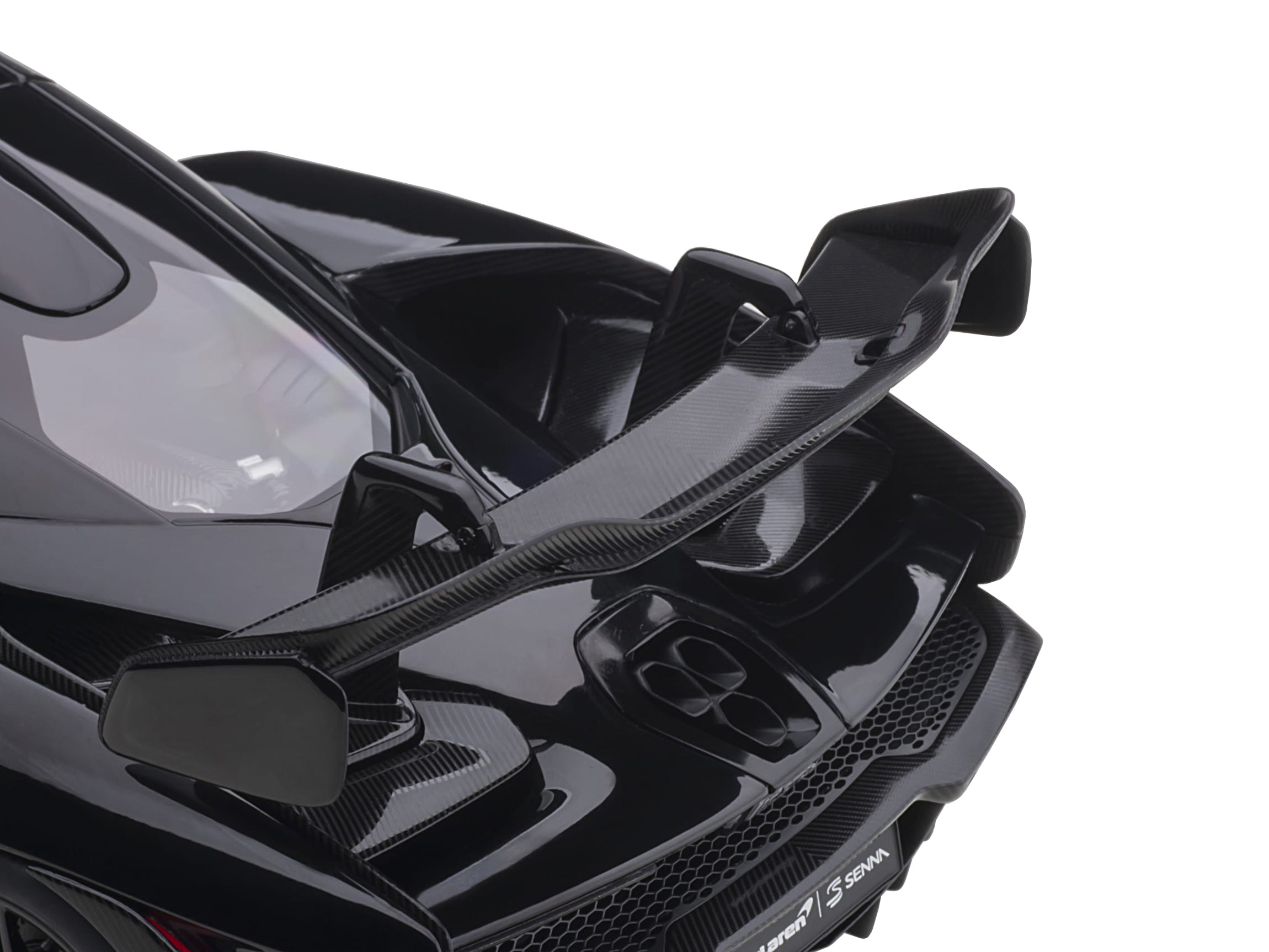 Mclaren Senna Stealth Cosmos Black with Carbon Accents 1/18 Model Car by Autoart - image 4