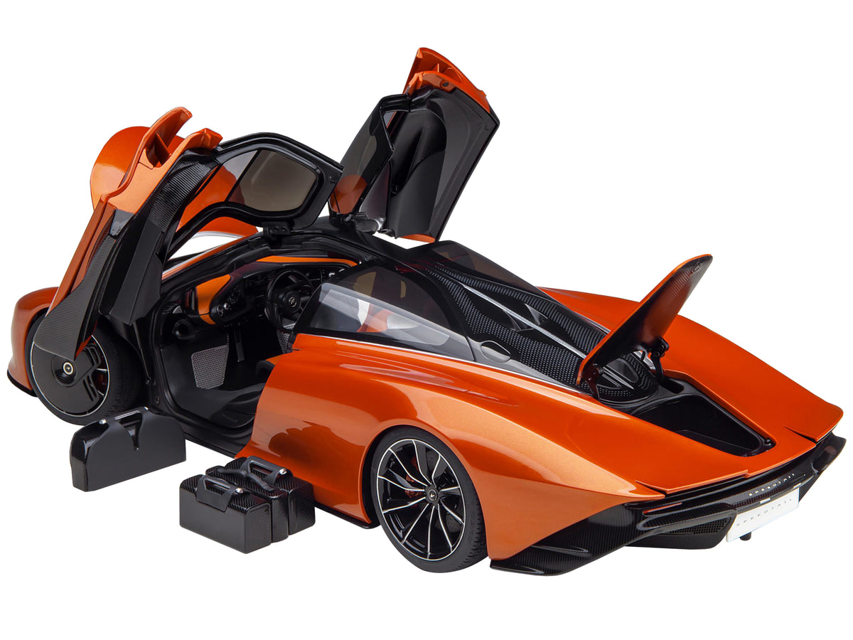 McLaren Speedtail Volcano Orange Metallic with Black Top and Suitcase Accessories 1/18 Model Car by Autoart - image 2