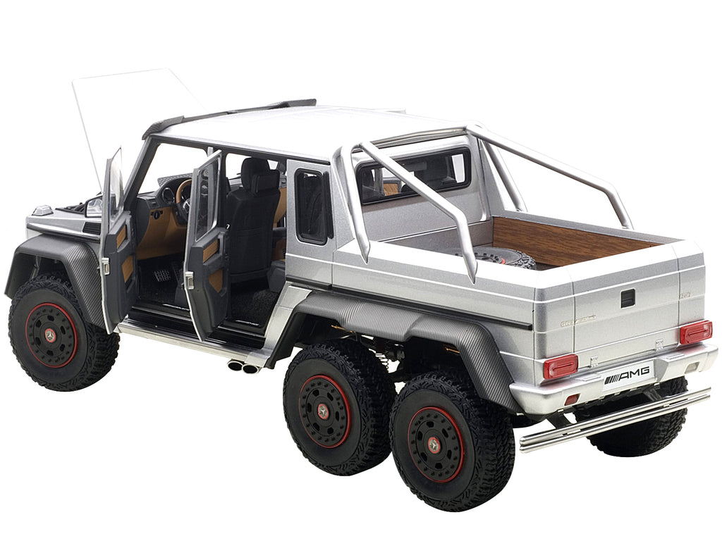 Mercedes G63 AMG 6X6 Silver 1/18 Model Car by Autoart - image 2