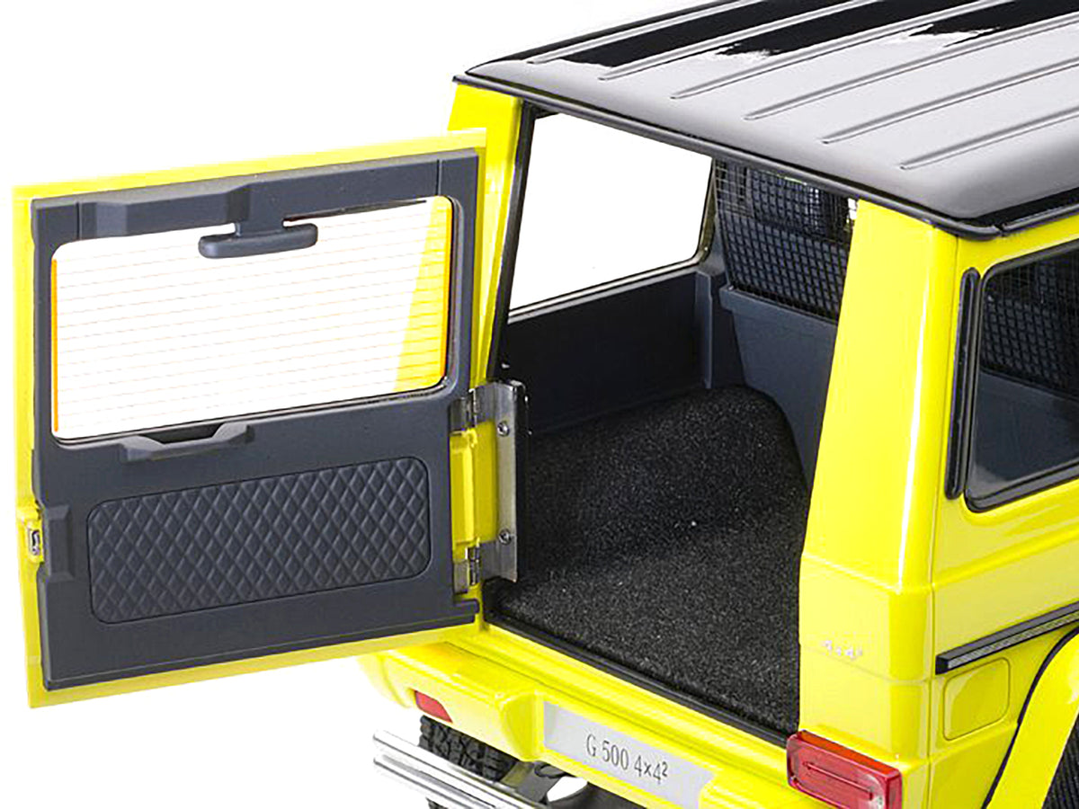 Mercedes Benz G500 4X4 2 Electric Beam/ Yellow 1/18 Model Car by Autoart - image 3
