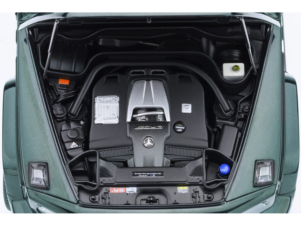 2019 Mercedes-Benz AMG G63 Emerald Green Metallic 1/18 Model Car by Autoart - image 3
