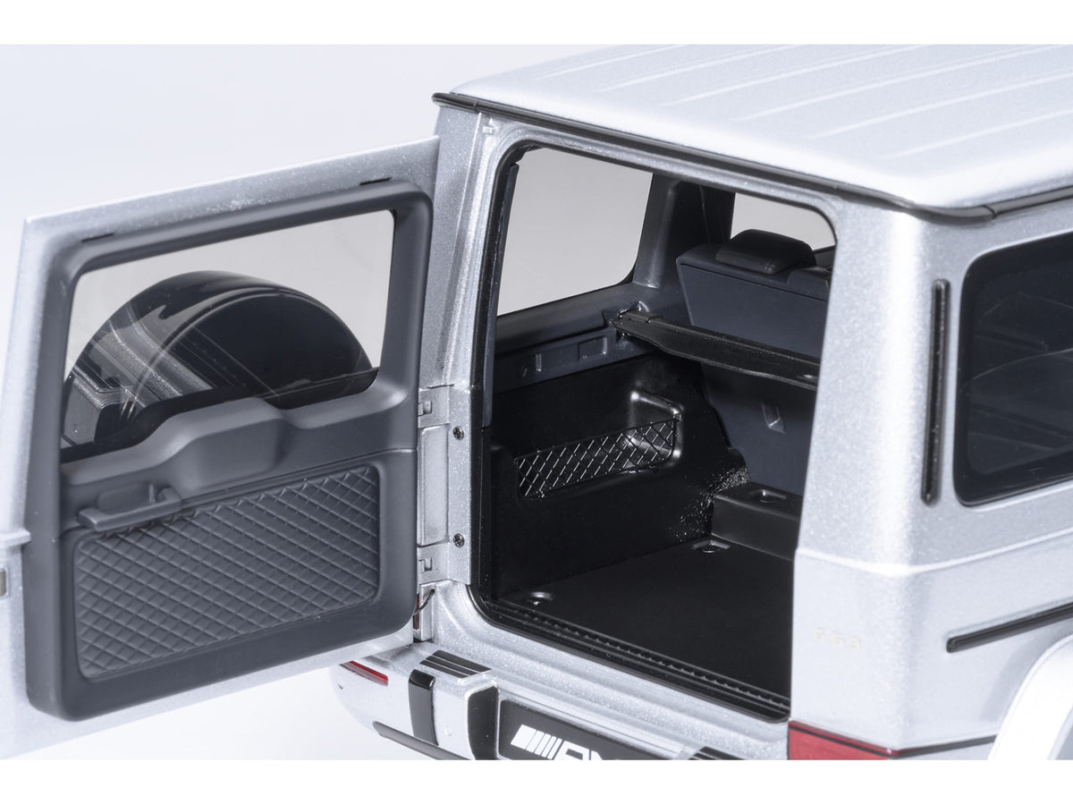 2019 Mercedes-Benz AMG G63 Iridium Silver Metallic 1/18 Model Car by Autoart - image 5