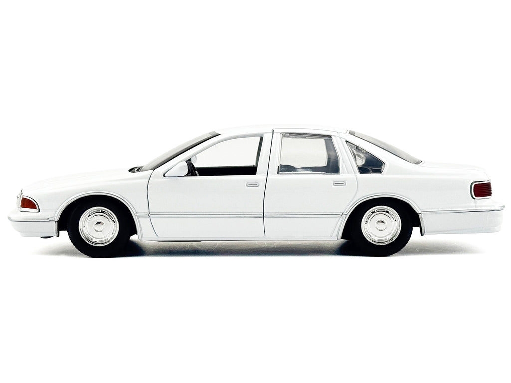 1993 Chevrolet Caprice Police Car Unmarked White "Custom Builder's Kit" Series 1/24 Diecast Model Car by Motormax - image 2
