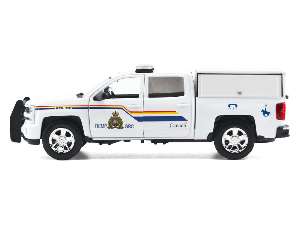 2017 Chevrolet Silverado 1500 LT Z71 Crew Cab Pickup Truck with Camper Box "Royal Canadian Mounted Police" White "Law Enforcement and Public Service" Series 1/27 Diecast Model Car by Motormax