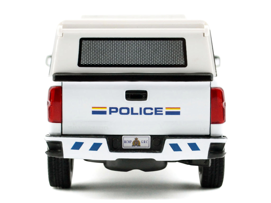 2017 Chevrolet Silverado 1500 LT Z71 Crew Cab Pickup Truck with Camper Box "Royal Canadian Mounted Police" White "Law Enforcement and Public Service" Series 1/27 Diecast Model Car by Motormax
