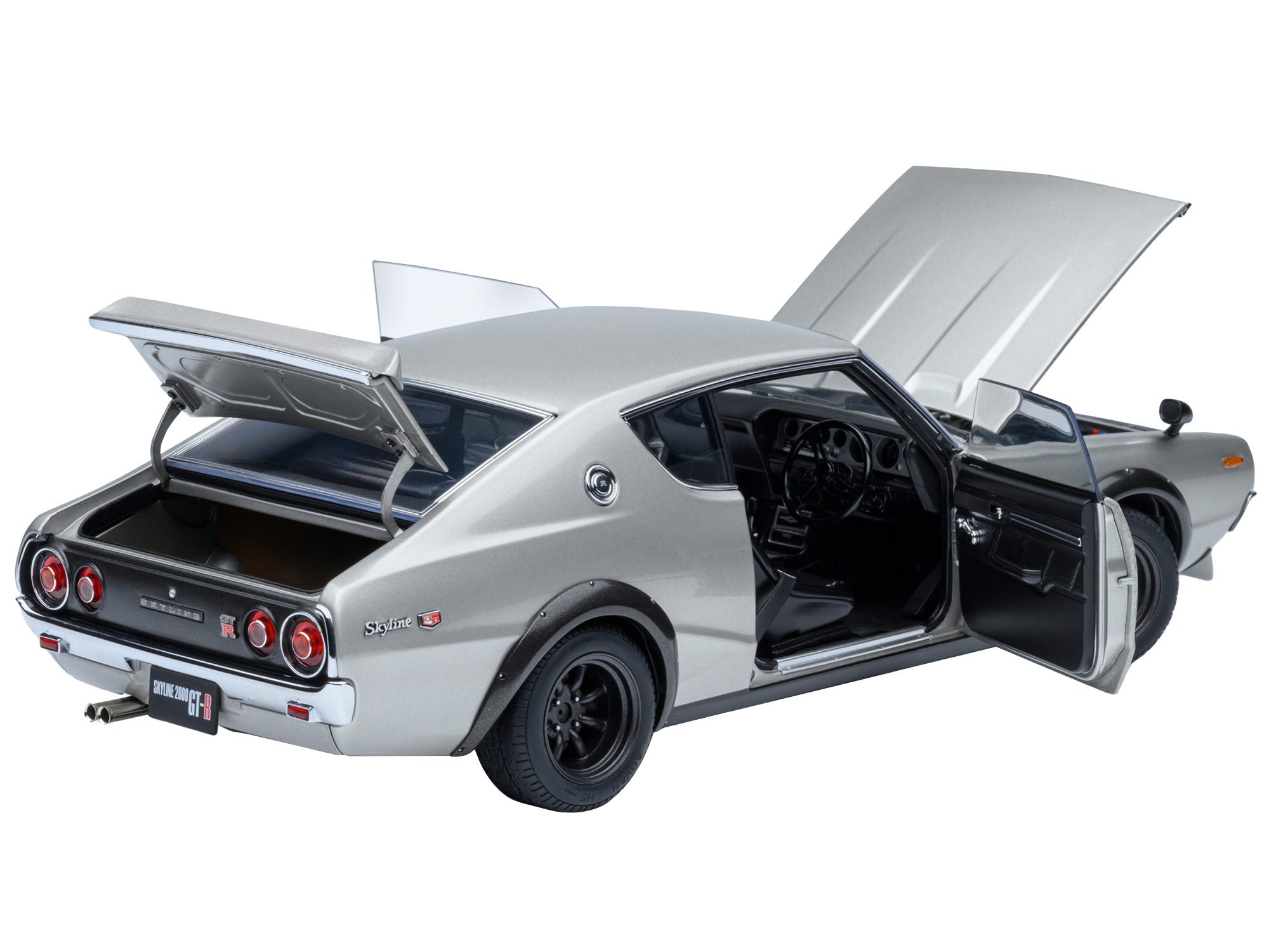 Nissan Skyline 2000GT-R (KPGC110) Tuned Version RHD (Right Hand Drive) Silver Metallic 1/18 Model Car by Autoart - image 2