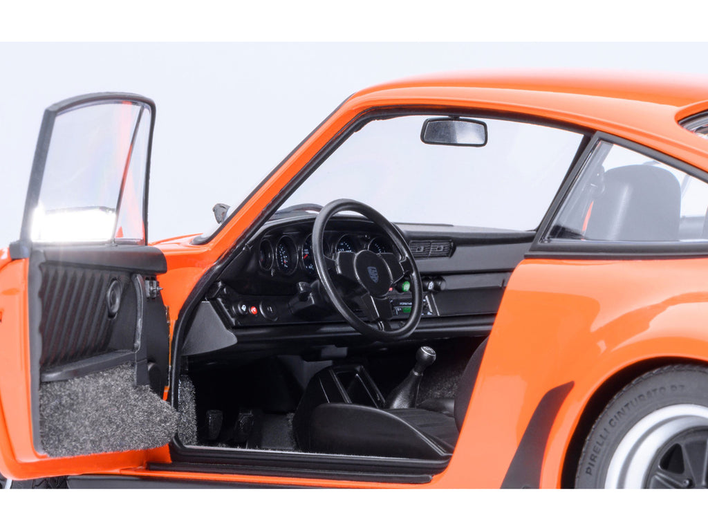 Porsche 911 Turbo 3.0 (930) Continental Orange 1/18 Model Car by Autoart - image 4