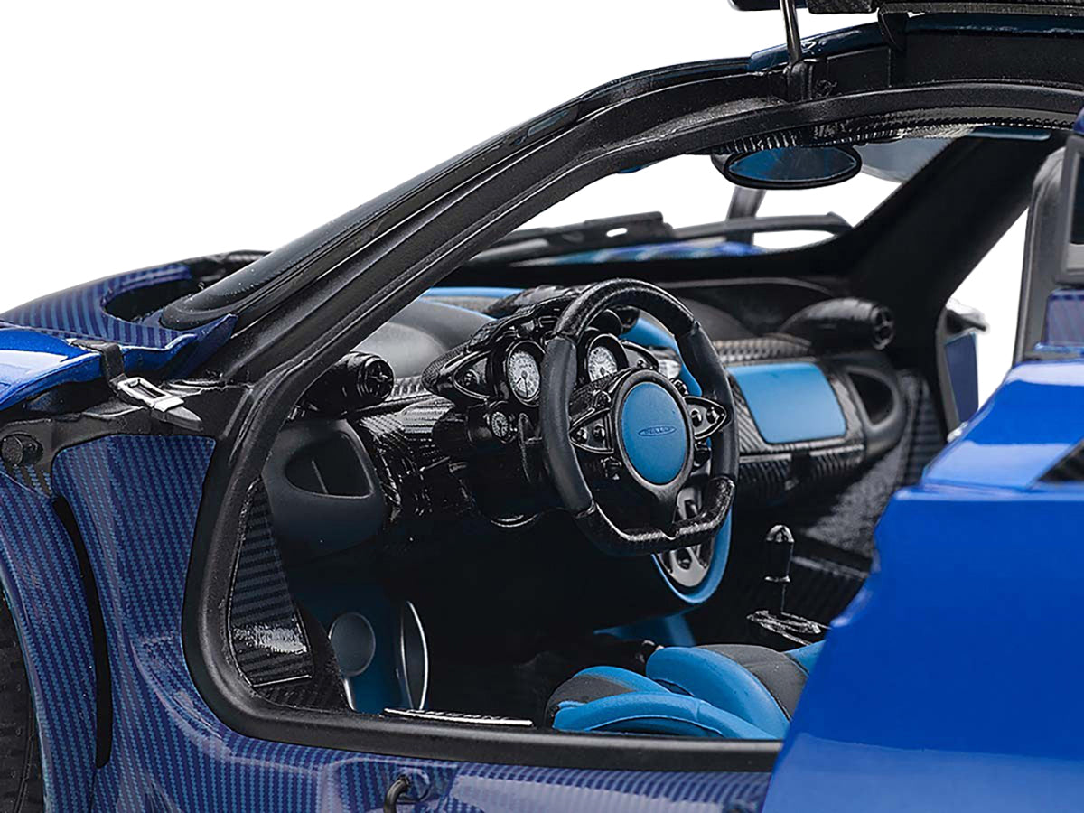 Pagani Huayra BC Blu Francia / Candy Blue Metallic with Carbon Accents 1/18 Model Car by Autoart - image 3