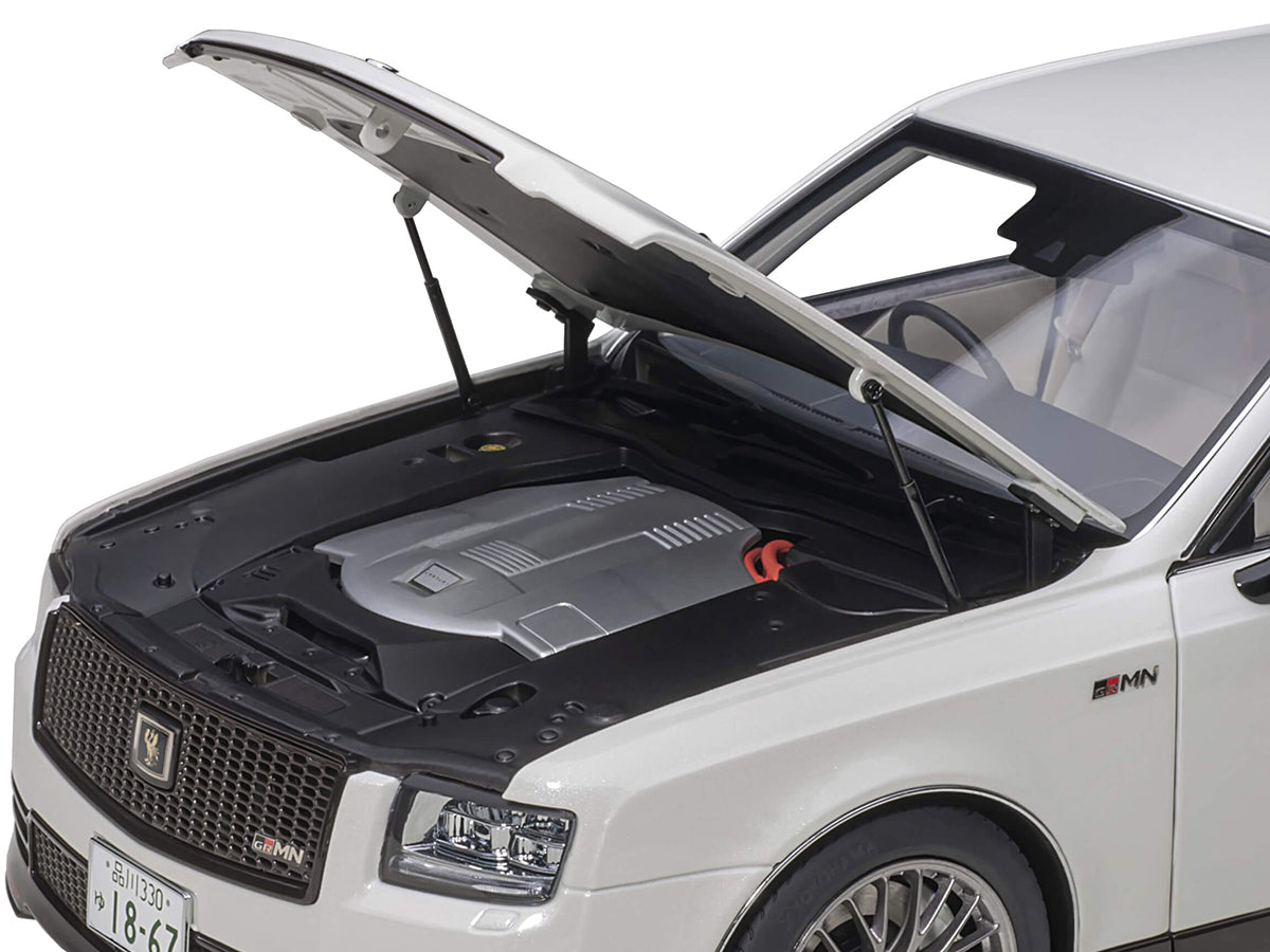 Toyota Century GRMN RHD (Right Hand Drive) Pearl White 1/18 Model Car by Autoart - image 3