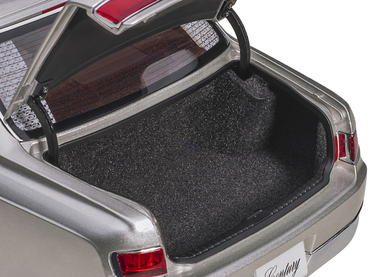 Toyota Century with Curtains RHD (Right Hand Drive) Silver Special Edition 1/18 Model Car by Autoart - image 4