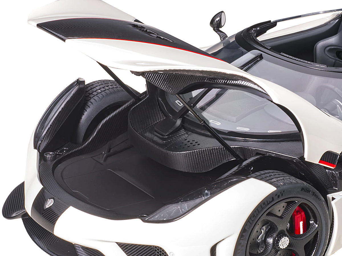 Koenigsegg Regera White with Black Carbon and Red Stripes 1/18  Model Car by Autoart - image 3