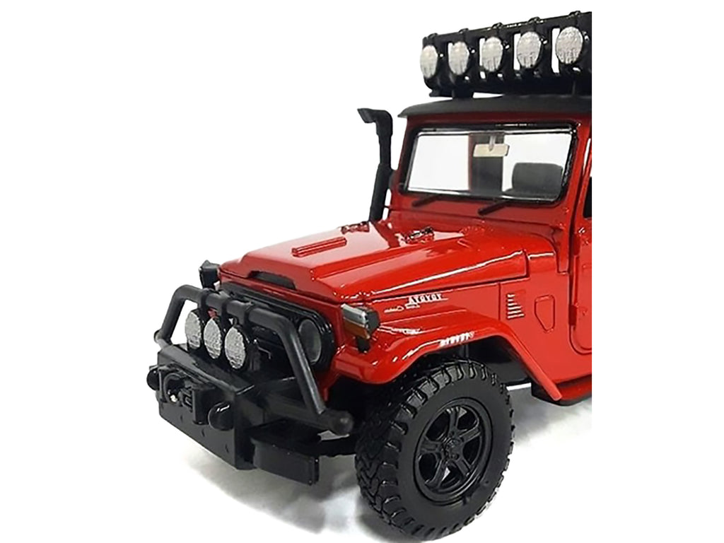 Toyota FJ40 Land Cruiser Red "4x4 Overlanders" Series 1/24 Diecast Model Car by Motormax - image 2