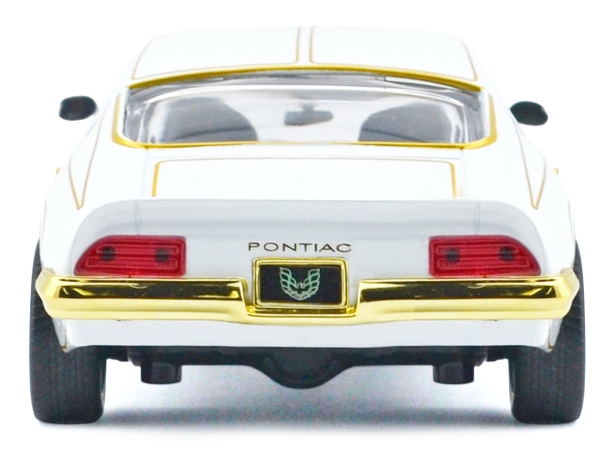 1973 Pontiac Firebird Trans Am White Metallic with Gold Accents "Luxe Legends" Series 1/24 Diecast Model Car by Motormax - image 4