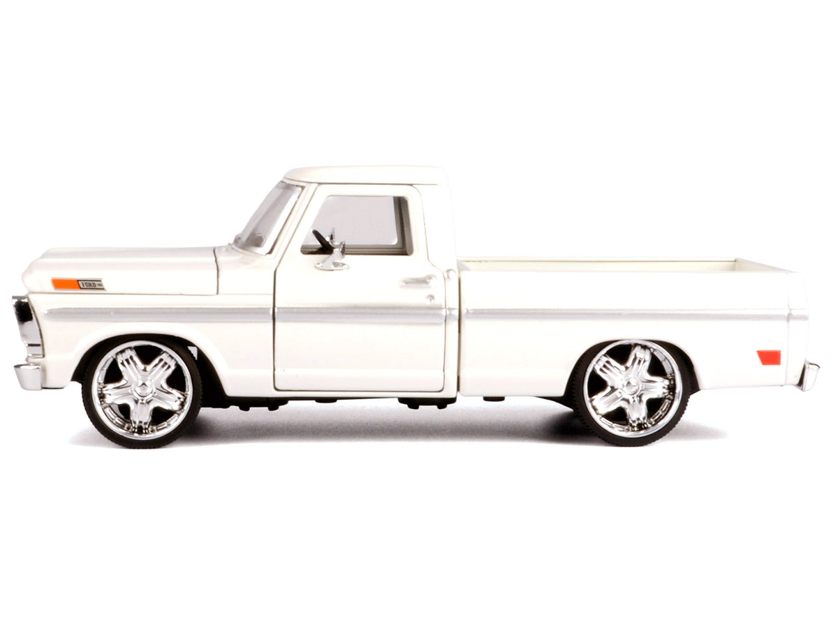1969 Ford F-100 Pickup Truck Cream "Maxx Design" Series 1/24 Diecast Model Car by Motormax - image 3