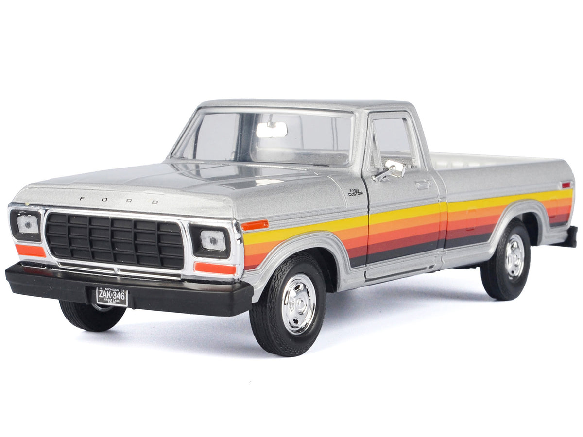 1979 Ford F-150 Custom Pickup Truck Silver Metallic with Side Stripes "American Classics" Series 1/24 Diecast Model Car by Motormax - image 2