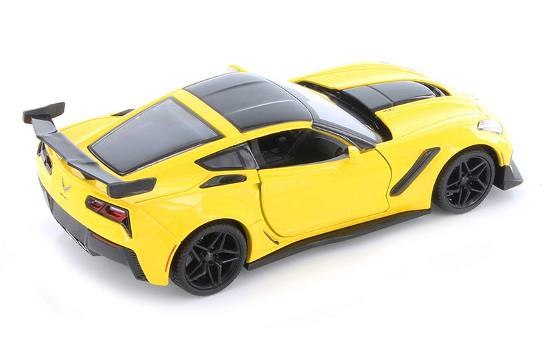 2019 Chevrolet Corvette ZR1 Yellow with Black Accents 1/24 Diecast Model Car by Motormax - image 3