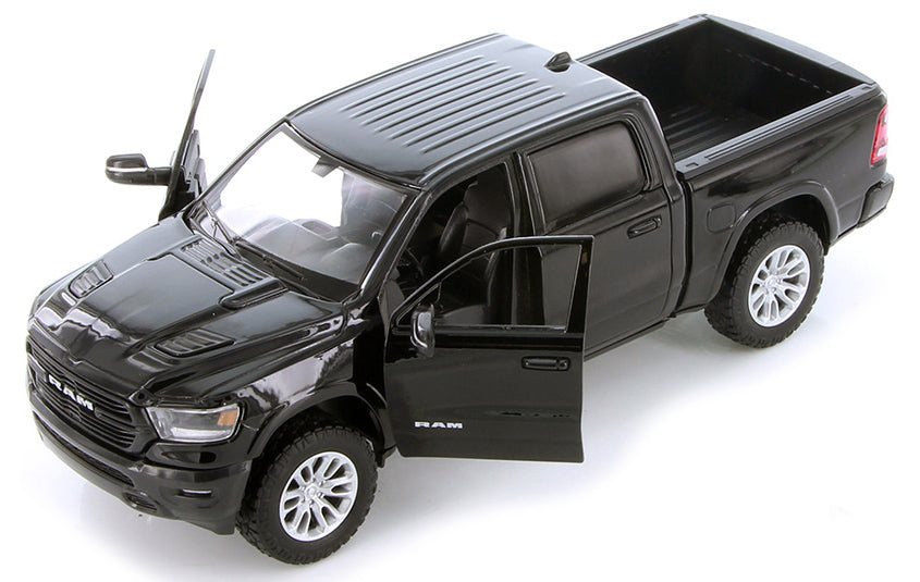 2019 RAM 1500 Laramie Crew Cab Pickup Truck Black 1/24 Diecast Model Car by Motormax - image 3
