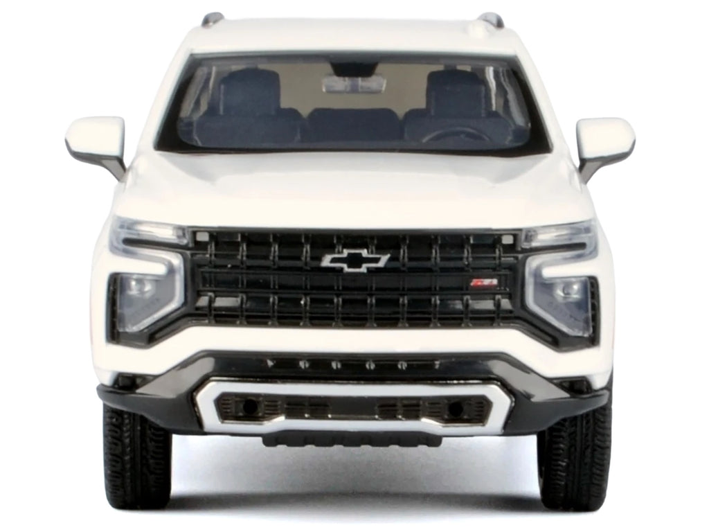 2025 Chevrolet Tahoe Z71 White "Timeless Legends" Series 1/24 Diecast Model Car by Motormax - image 3