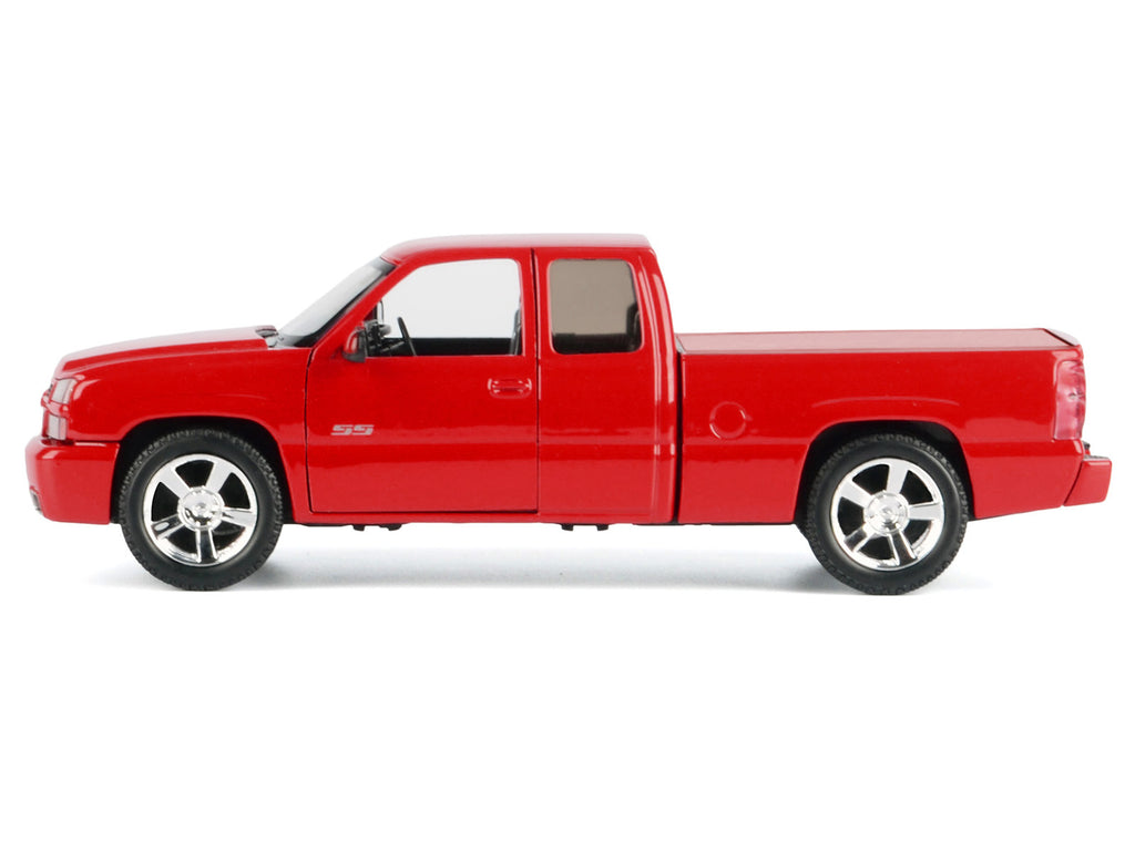 2006 Chevrolet Silverado SS Pickup Truck Red "Timeless Legends" Series 1/25 Diecast Model Car by Motormax - image 2