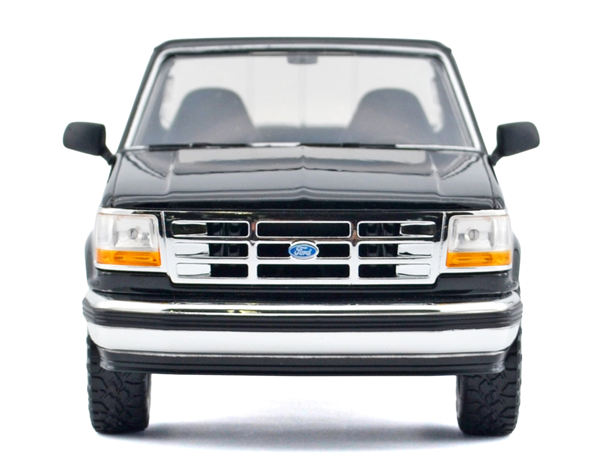 1993 Ford F-150 XLT Pickup Truck Black "Timeless Legends" Series 1/24 Diecast Model Car by Motormax - image 3