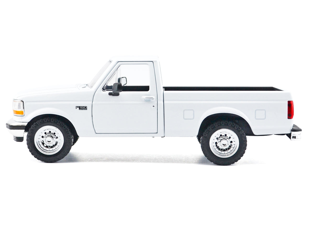 1993 Ford F-150 XLT Pickup Truck White "Timeless Legends" Series 1/24 Diecast Model Car by Motormax - image 2