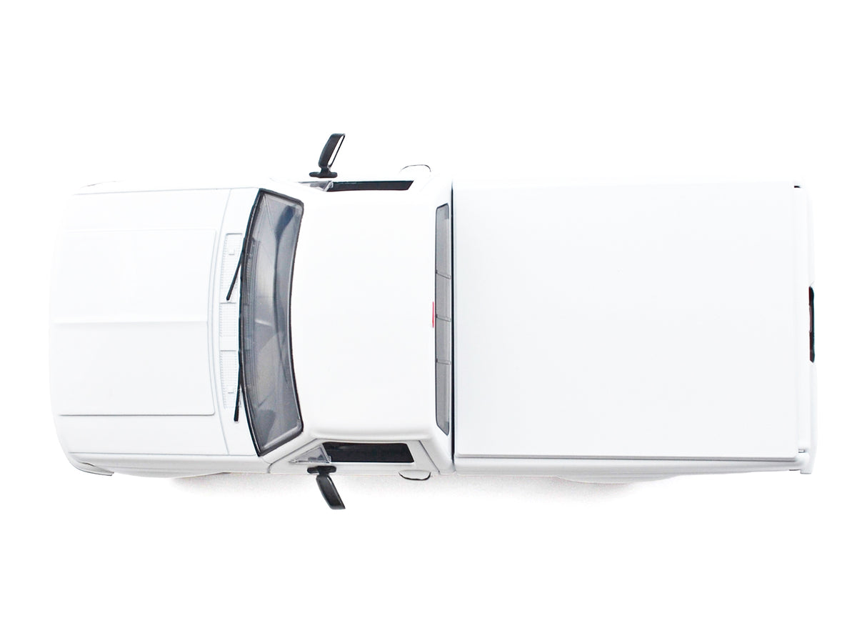 1993 Ford F-150 SVT Lightning Pickup Truck White "Maxx Design" Series 1/24 Diecast Model Car by Motormax - image 5