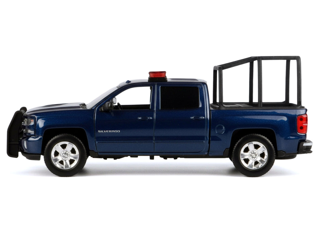 2017 Chevrolet Silverado 1500 LT Z71 Crew Cab Pickup Truck with Bed Cage Dark Blue with Flashing Light Bar and Front and Rear Lights and Sounds 1/27 Diecast Model Car by Motormax - image 3
