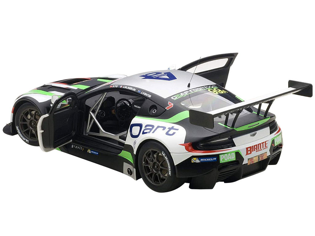 Aston Martin V12 Vantage Bathurst 12hour Endurance Race 2015 #99 JM. Merlin / J. Venter / F. Yu 1/18 Model Car  by Autoart - image 3