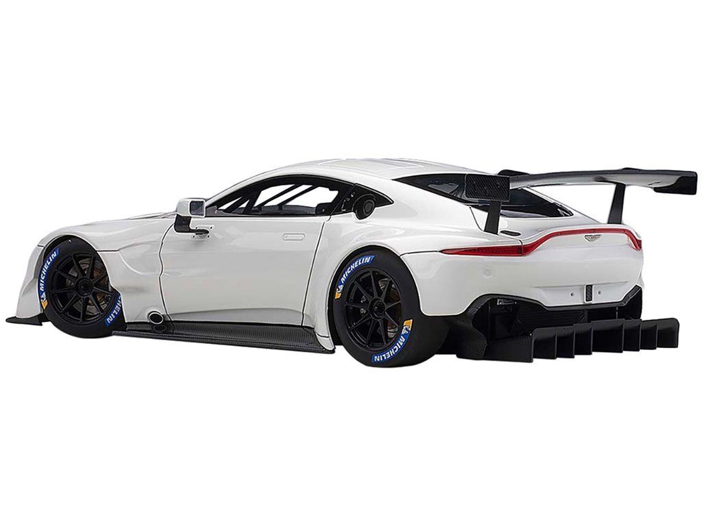 2018 Aston Martin Vantage GTE Le Mans PRO White with Carbon Accents 1/18 Model Car by Autoart - image 3