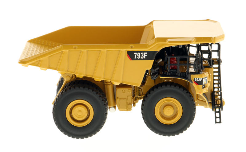 CAT Caterpillar 793F Mining Truck with Operator "Core Classics" Series 1/125 Diecast Model by Diecast Masters - image 2
