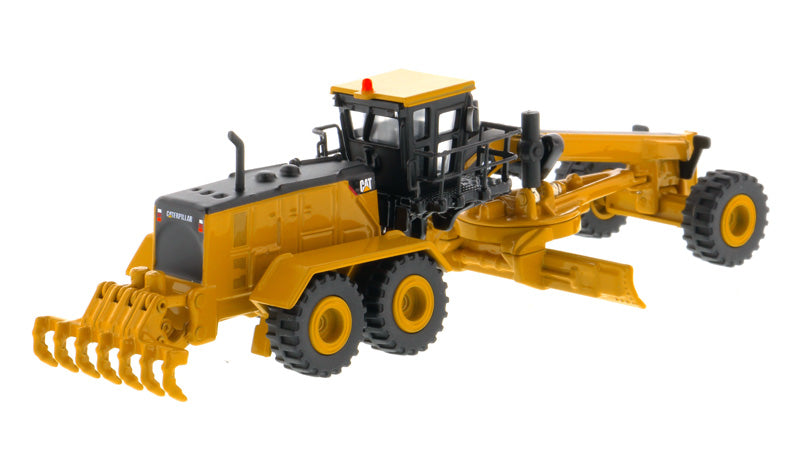 CAT Caterpillar 24M Motor Grader "Elite Series" 1/125 Diecast Model by Diecast Masters - image 3