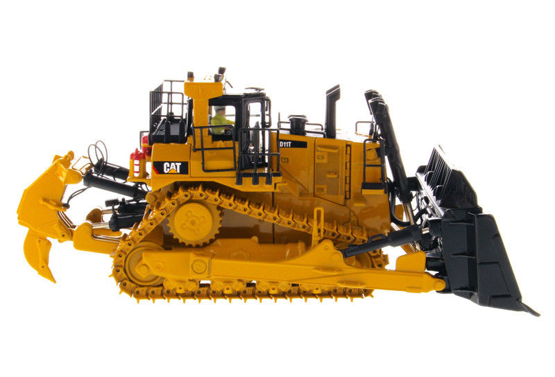 Cat Caterpillar D11T Track Type Tractor Dozer "JEL" Design with Operator "Core Classics" Series 1/50 Diecast Model by Diecast Masters - image 4