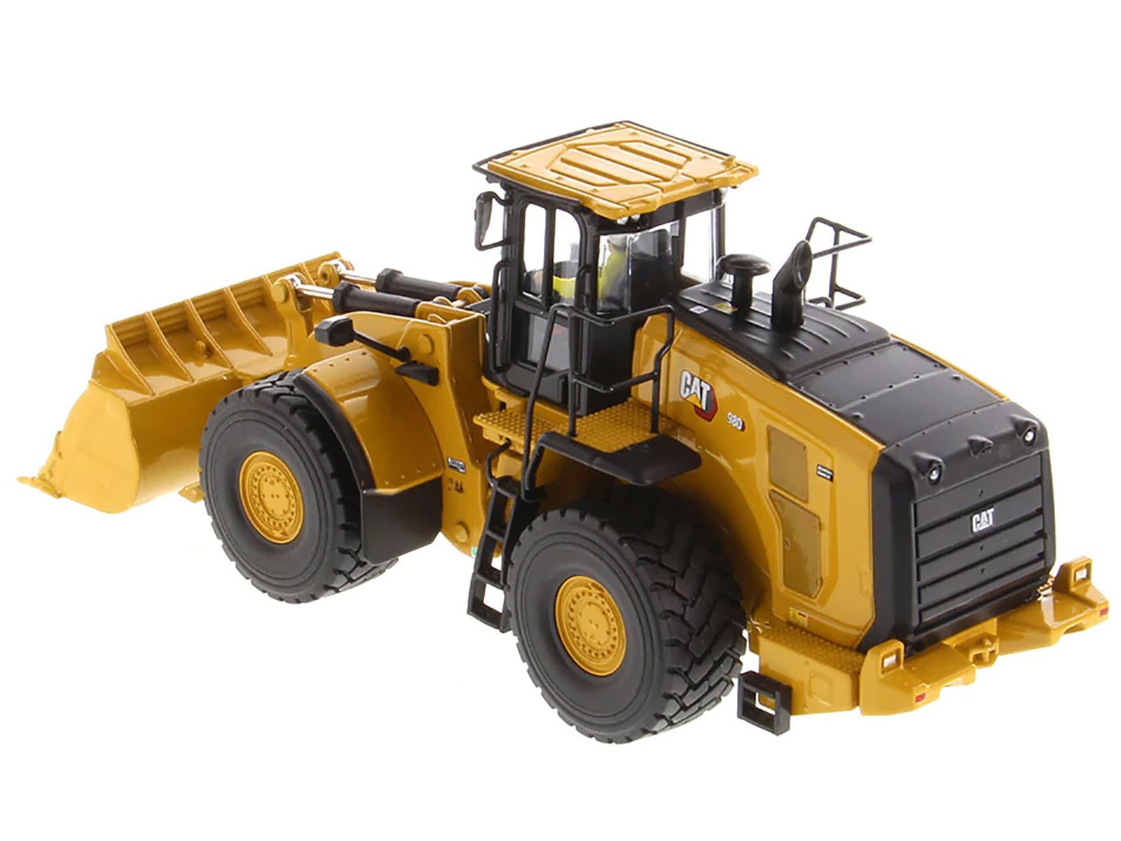 CAT Caterpillar 980 Wheel Loader Yellow with Operator "High Line Series" 1/50 Diecast Model by Diecast Masters - image 5