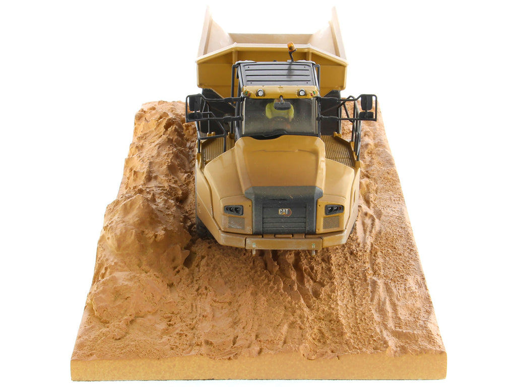 CAT Caterpillar 745 Articulated Truck with Operator (Dirty Version) "Weathered" Series 1/50 Diecast Model by Diecast Masters - image 4