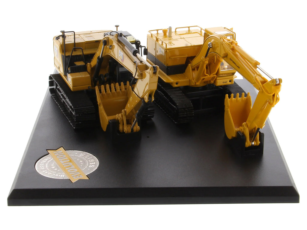 CAT Caterpillar 225 Hydraulic Escavator and CAT Caterpillar 323 Next Generation Hydraulic Escavator Set of 2 pieces "Evolution Series" 1/50 Diecast Models by Diecast Masters - image 5