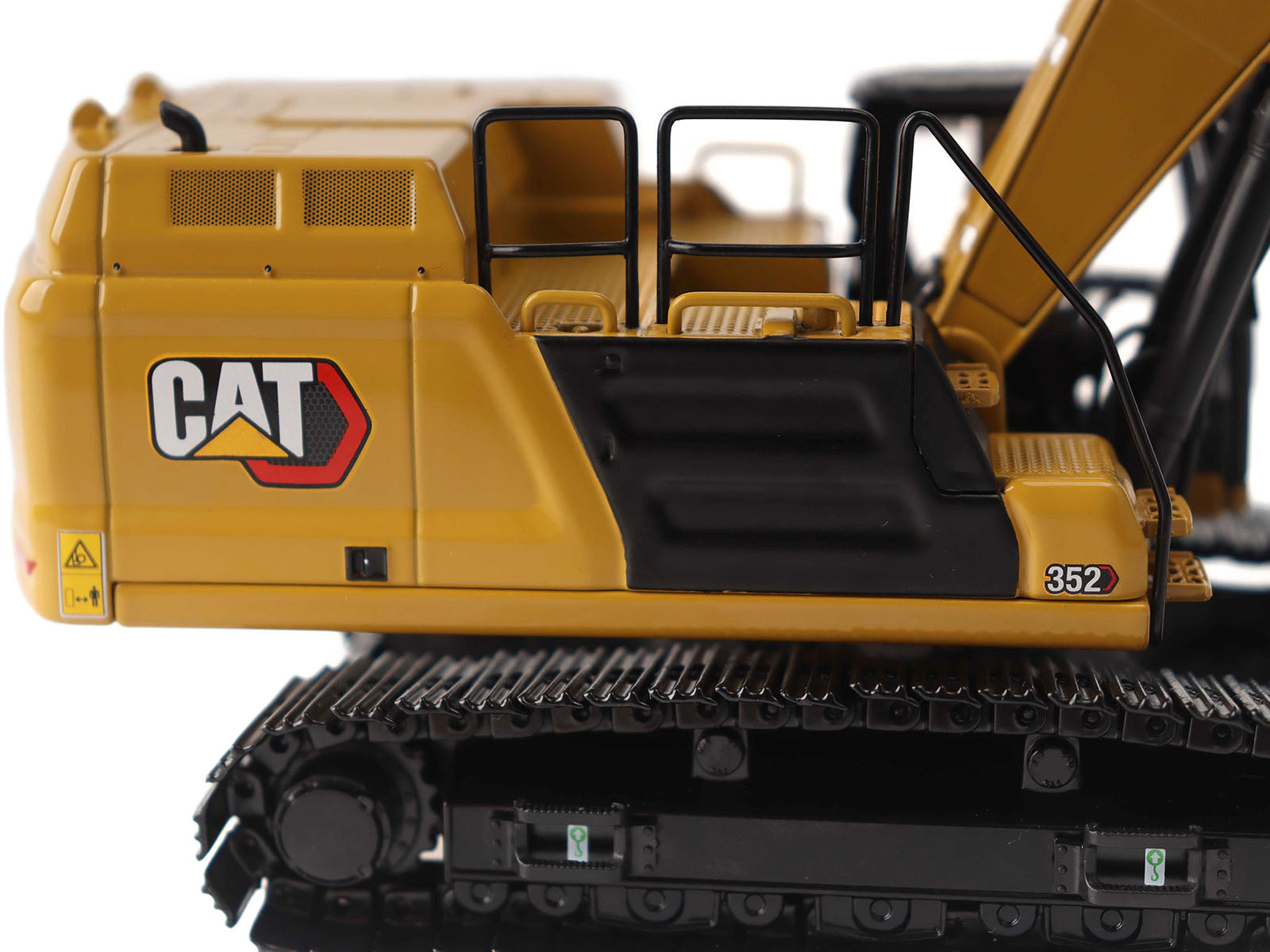 CAT Caterpillar 352 Next Generation Excavator Yellow "High Line" Series 1/50 Diecast Model by Diecast Masters