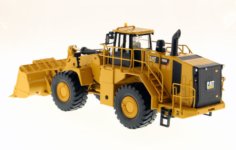CAT Caterpillar 988K Wheel Loader with Operator "High Line Series" 1/50 Diecast Model by Diecast Masters - image 2